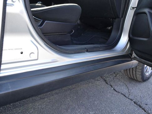 Used 2018 Mitsubishi Outlander SE image 37