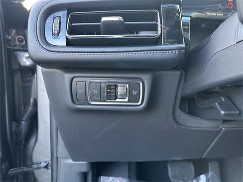 Certified 2024 Lincoln Aviator Premiere w/ Premium Package image 29