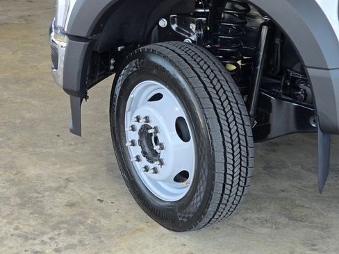 New 2025 Ford F550 4x4 Regular Cab Super Duty image 27