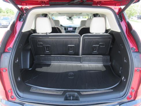 Used 2024 Buick Enclave Premium w/ Experience Buick Package FWD image 38
