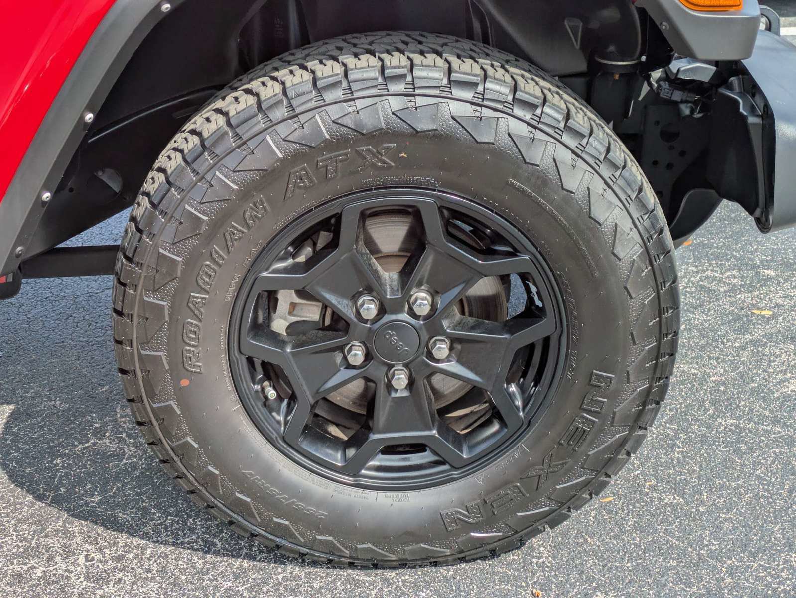 Used 2021 Jeep Gladiator Sport AWD/4WD image 8