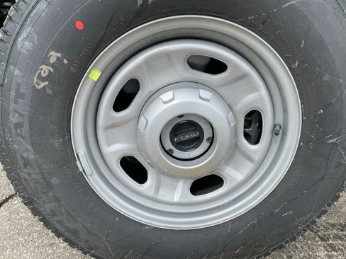 New 2026 Ford F350 XL w/ Snow Plow/Camper Package image 7