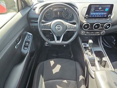 Used 2022 Nissan Sentra SR w/ Trunk Package FWD image 11