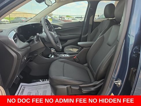 Used 2024 Buick Encore GX Preferred FWD image 11