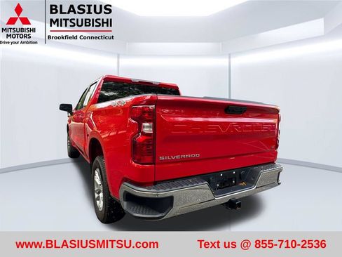 Used 2024 Chevrolet Silverado 1500 LT AWD/4WD image 11