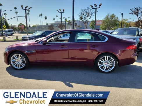 Used 2017 Jaguar XF Prestige image 15