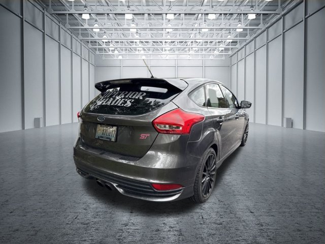 Used 2015 Ford Focus ST FWD image 2