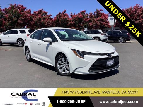 Used 2023 Toyota Corolla LE image 1