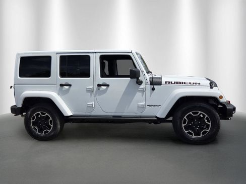 Used 2017 Jeep Wrangler Unlimited Rubicon AWD/4WD image 8