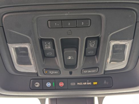 Used 2022 Chevrolet Silverado 1500 High Country image 27