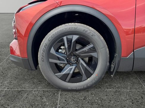 New 2026 Toyota C-HR AWD/4WD image 10