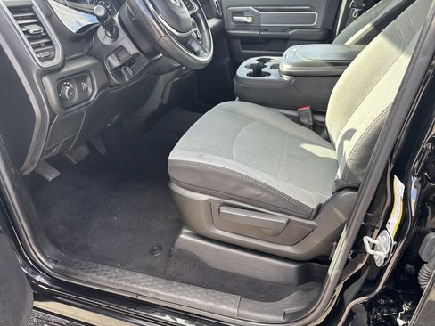 Used 2021 RAM 2500 Big Horn image 16