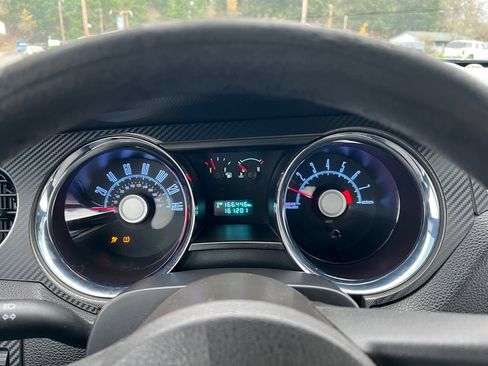 Used 2010 Ford Mustang GT image 39