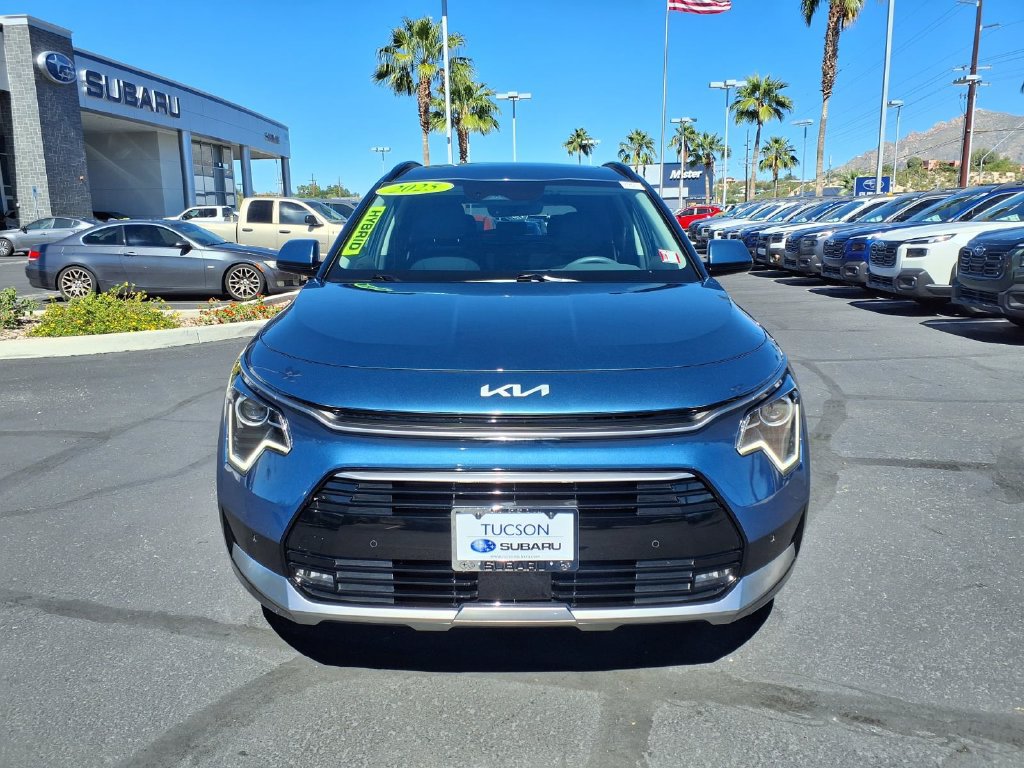 Used 2025 Kia Niro FWD image 9