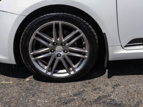 Used 2013 Scion tC FWD image 14