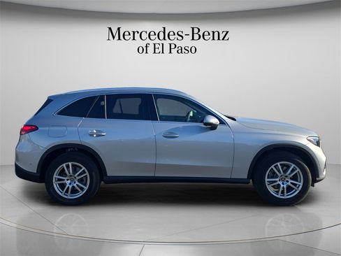 New 2026 Mercedes-Benz GLC 300 image 2