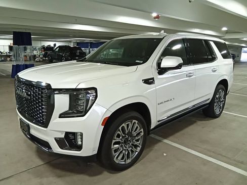 Used 2024 GMC Yukon Denali Ultimate AWD/4WD image 1