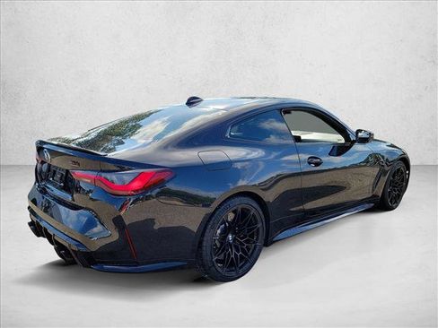 Used 2022 BMW M4 Competition w/ M Carbon Exterior Package RWD image 5