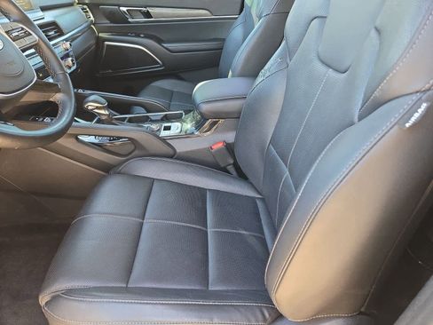 Used 2021 Kia Telluride SX w/ Nightfall Edition Package image 15
