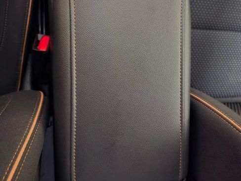 Used 2022 GMC Acadia AT4 w/ Trailering Package AWD/4WD image 25