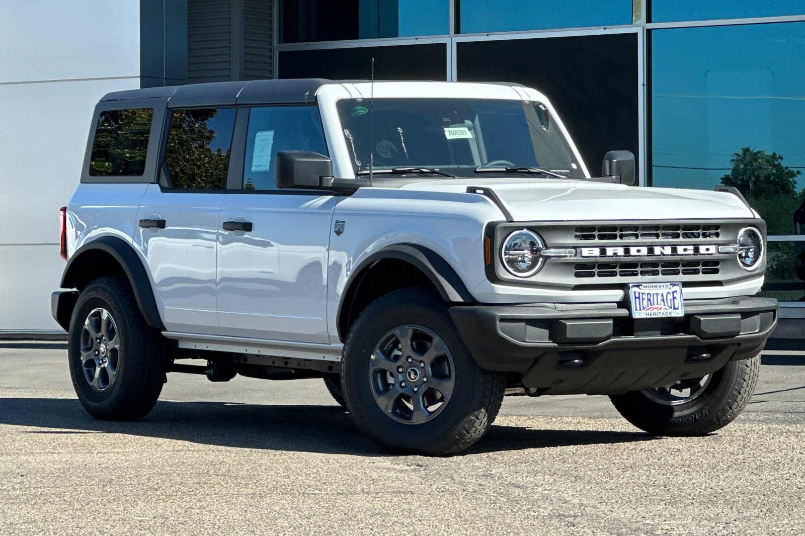 New 2026 Ford Bronco Big Bend AWD/4WD image 2