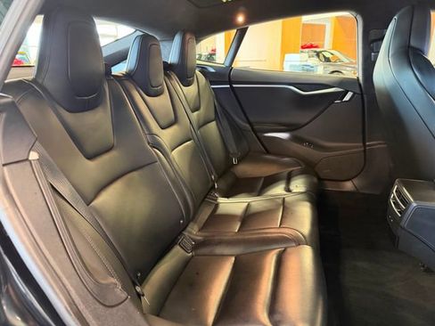 Used 2018 Tesla Model S 75D AWD/4WD image 22