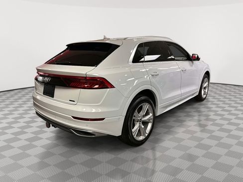 Used 2023 Audi Q8 Premium w/ Convenience Package AWD/4WD image 2