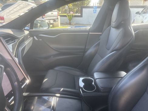Used 2018 Tesla Model S 75D image 16