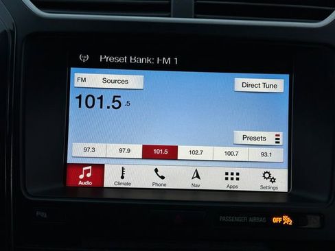 Used 2018 Ford Explorer XLT w/ Equipment Group 202A image 23