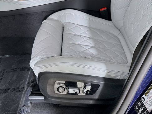 New 2026 BMW X5 M60i image 20