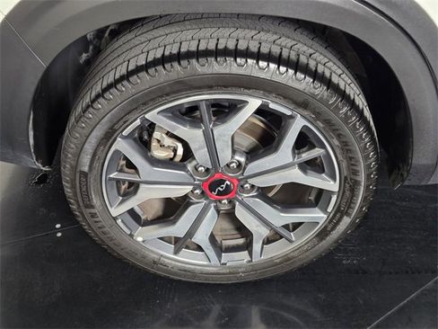 Used 2023 Kia Seltos SX image 10