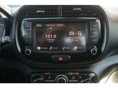 Used 2023 Kia Soul LX FWD image 14