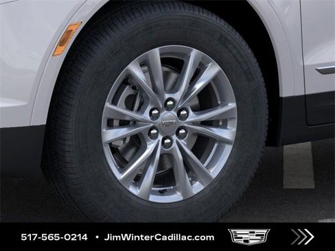 New 2026 Cadillac XT5 Luxury w/ LPO, Floor Liner Package image 9