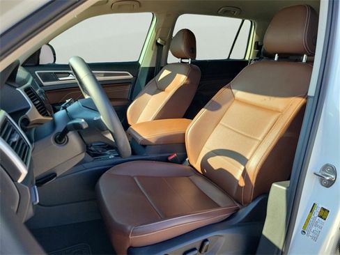 Used 2022 Volkswagen Atlas SE image 24