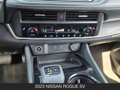 Used 2023 Nissan Rogue SV w/ SV Premium B Package FWD image 23