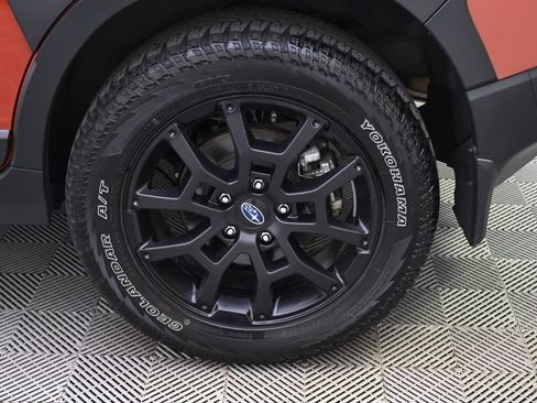 Certified 2024 Subaru Crosstrek 2.5i Wilderness w/ Crosstrek Mirror Package AWD/4WD image 20
