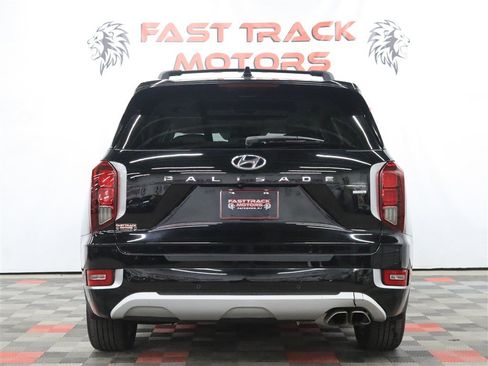 Used 2022 Hyundai Palisade Limited w/ Cargo Package AWD/4WD image 5
