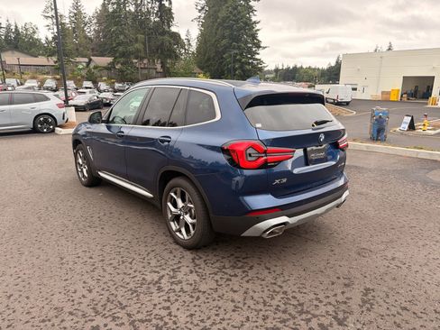 Used 2024 BMW X3 xDrive30i AWD/4WD image 3