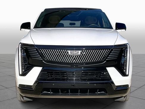 Used 2025 Cadillac Escalade IQ Sport 2 image 3