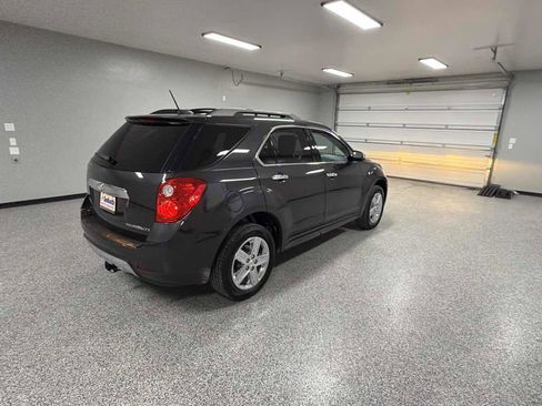 Used 2015 Chevrolet Equinox LTZ image 3