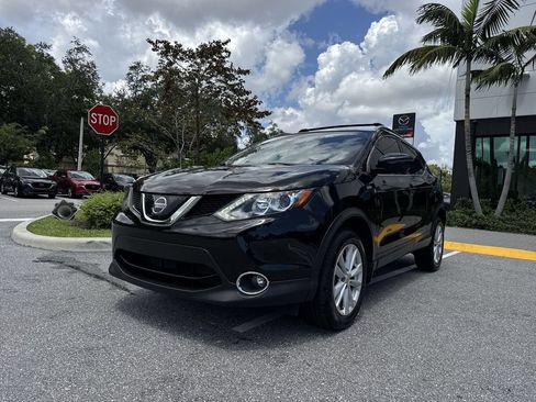 Used 2018 Nissan Rogue Sport SV w/ SV Technology Package AWD/4WD image 31