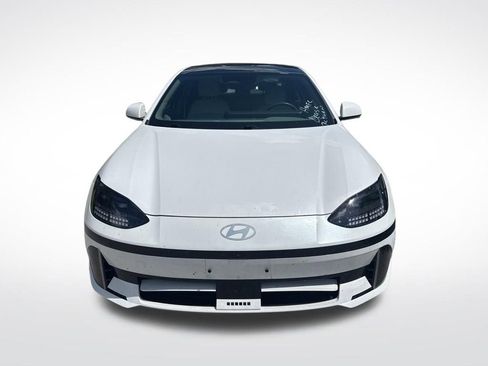 Used 2023 Hyundai Ioniq 6 Limited RWD image 2