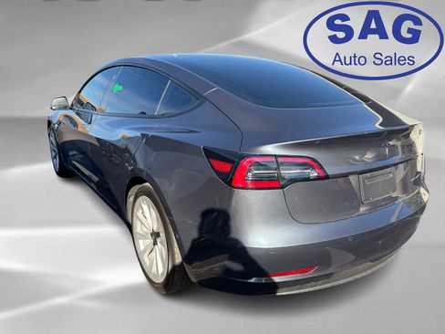 Used 2022 Tesla Model 3 Long Range image 4