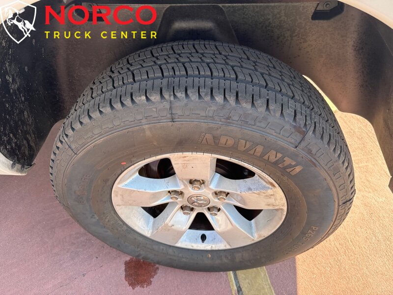 Used 2019 RAM 1500 Classic SLT RWD image 14