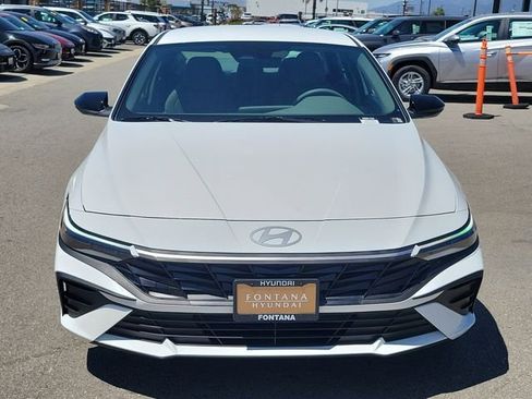 New 2026 Hyundai Elantra Sport FWD image 28
