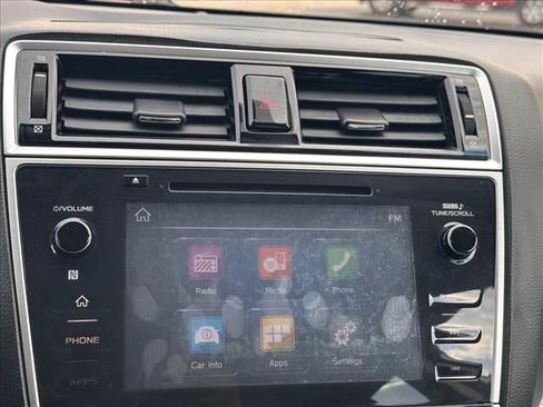 Used 2018 Subaru Outback 2.5i Premium AWD/4WD image 26