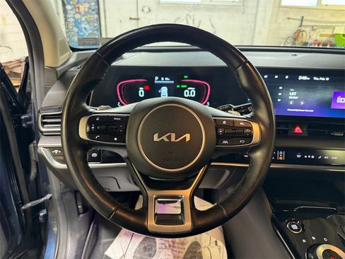 Certified 2023 Kia Sportage EX image 15