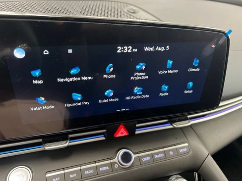 New 2026 Hyundai Elantra Limited FWD image 30