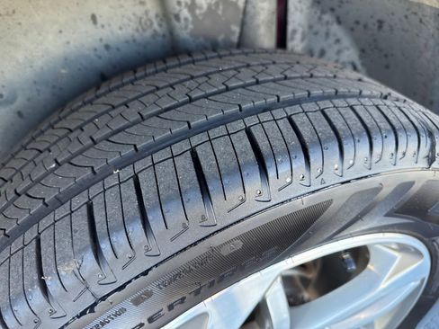 Used 2017 Chevrolet Equinox Premier w/ Enhanced Convenience Package image 30