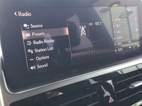 Used 2023 Lexus GX 460 Premium image 24